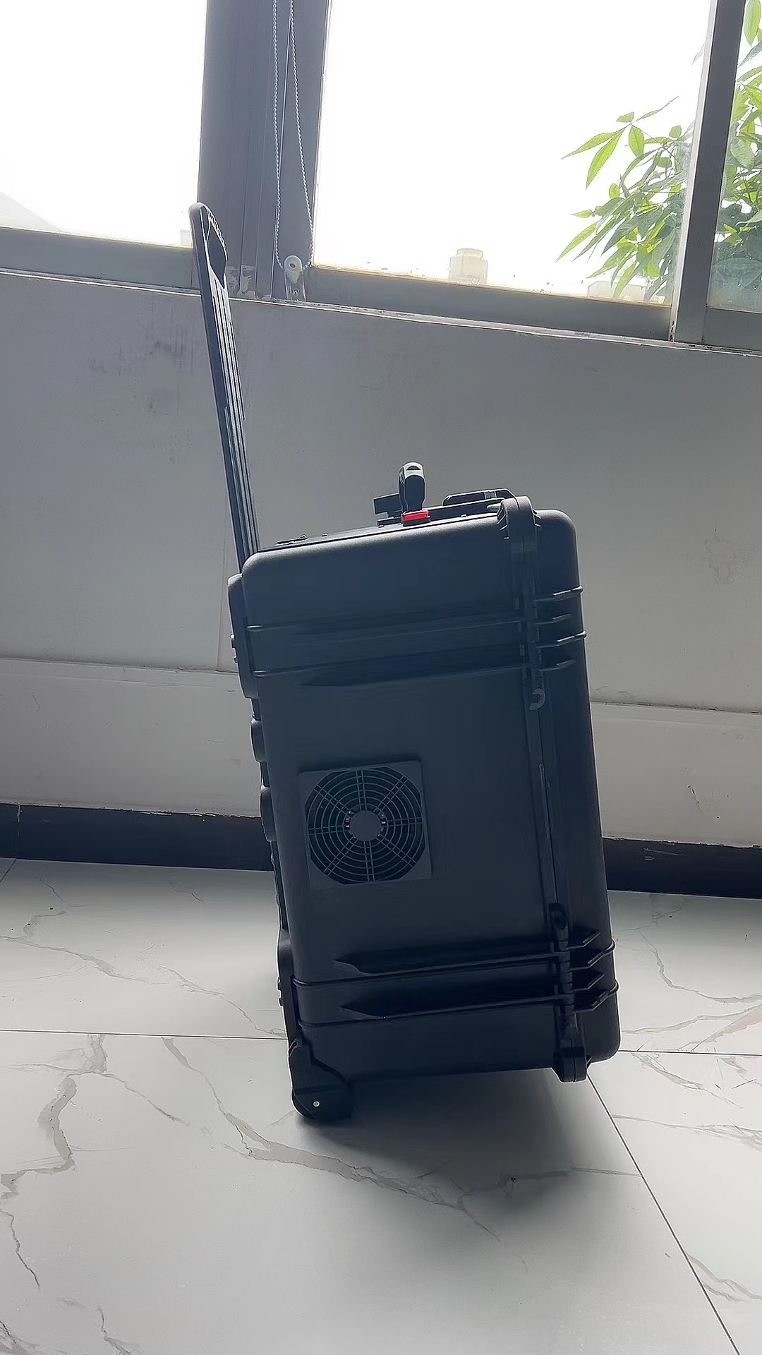合江手拉箱型移动通信干扰器